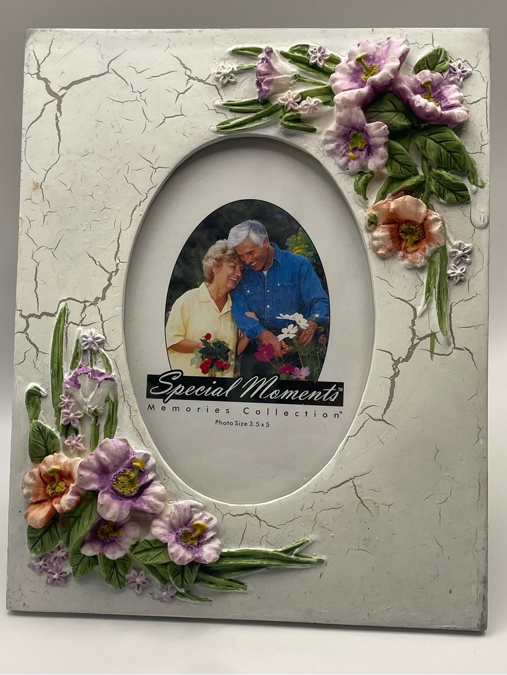 Special Moments Memories Collection 3D Picture Frame Raised Floral Accents - VTG